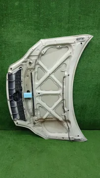 КАПОТ НА TOYOTA IPSUM ACM21W