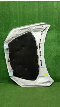 КАПОТ НА VOLVO V70 BW40