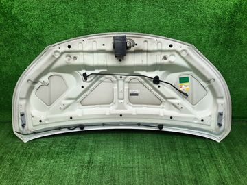 КАПОТ НА NISSAN NV200 VM20