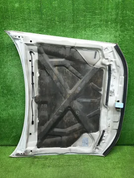 КАПОТ НА MITSUBISHI LEGNUM EC3W
