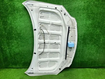 КАПОТ НА TOYOTA COROLLA  AXIO NZE141