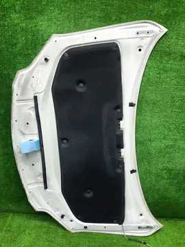 КАПОТ НА TOYOTA COROLLA  AXIO ZRE142