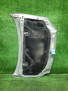 КАПОТ НА TOYOTA AVENSIS AZT250