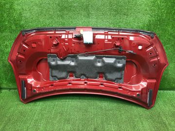 КАПОТ НА NISSAN LEAF ZE1