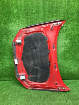 КАПОТ НА AUDI A3 8V1