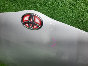 КАПОТ НА TOYOTA PASSO SETTE M502E
