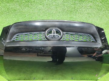 КАПОТ НА TOYOTA IPSUM ACM21W