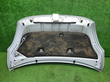 КАПОТ НА TOYOTA ISIS ZGM10G