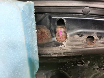 КАПОТ НА MAZDA AXELA BL5FW