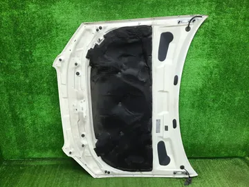 КАПОТ НА AUDI A4 8E