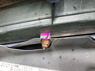 КАПОТ НА TOYOTA ALLION ZZT240