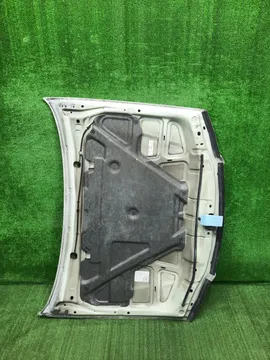 КАПОТ НА NISSAN BLUEBIRD EU14