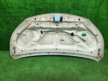 КАПОТ НА NISSAN NV200 VM20