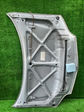 КАПОТ НА TOYOTA PLATZ SCP11