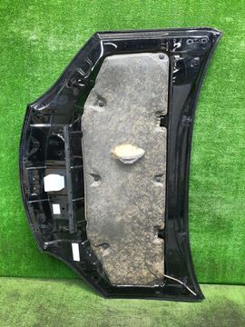 КАПОТ НА TOYOTA WISH ZGE20