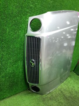 КАПОТ НА TOYOTA PROGRES JCG10