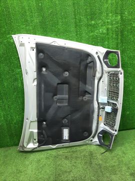 КАПОТ НА TOYOTA PROGRES JCG10