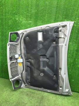 КАПОТ НА TOYOTA PROGRES JCG10