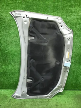 КАПОТ НА TOYOTA AVENSIS AZT250
