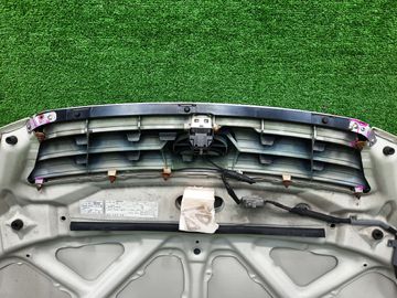 КАПОТ НА TOYOTA IPSUM ACM21