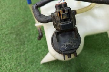 БАЧОК ОМЫВАТЕЛЯ НА TOYOTA RAIZE A200A