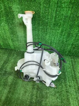 БАЧОК ОМЫВАТЕЛЯ НА SUBARU IMPREZA GT6