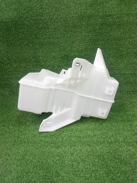 БАЧОК ОМЫВАТЕЛЯ НА TOYOTA PRIUS ALPHA ZVW52