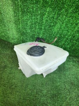 БАЧОК ОМЫВАТЕЛЯ НА TOYOTA COROLLA AE110