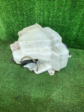 БАЧОК ОМЫВАТЕЛЯ НА TOYOTA CARINA ST215