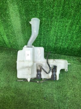 БАЧОК ОМЫВАТЕЛЯ НА MITSUBISHI PAJERO IO H76W