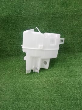 БАЧОК ОМЫВАТЕЛЯ НА LEXUS ES300H AXZH10