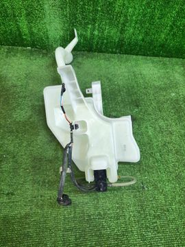 БАЧОК ОМЫВАТЕЛЯ НА NISSAN LEAF ZE1