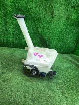 БАЧОК ОМЫВАТЕЛЯ НА TOYOTA SIENTA NSP170G