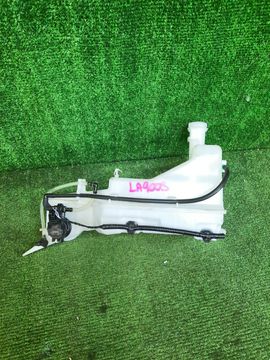 БАЧОК ОМЫВАТЕЛЯ НА DAIHATSU TAFT LA900S