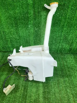 БАЧОК ОМЫВАТЕЛЯ НА SUBARU FORESTER SJG