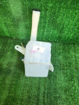 БАЧОК ОМЫВАТЕЛЯ НА TOYOTA COROLLA NZE121