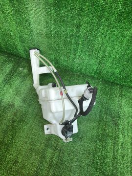 БАЧОК ОМЫВАТЕЛЯ НА TOYOTA ROOMY M900A