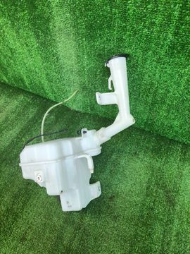 БАЧОК ОМЫВАТЕЛЯ НА TOYOTA PASSO M700A