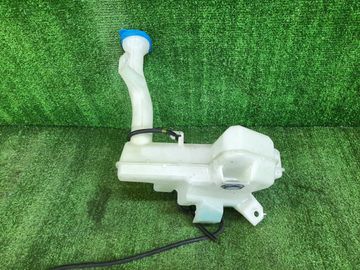 БАЧОК ОМЫВАТЕЛЯ НА HONDA VEZEL RU3