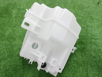 БАЧОК ОМЫВАТЕЛЯ НА TOYOTA LAND CRUISER PRADO TRJ250