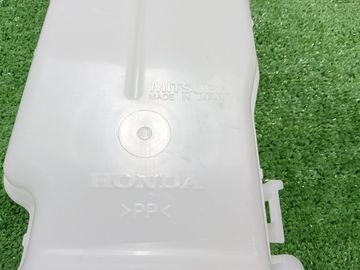 БАЧОК ОМЫВАТЕЛЯ НА HONDA STEPWGN RP6