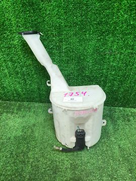 БАЧОК ОМЫВАТЕЛЯ НА TOYOTA PROBOX NCP51