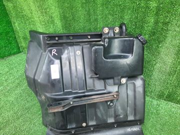 БРЫЗГОВИК НА MITSUBISHI CANTER FG638