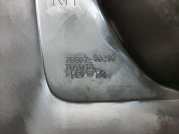 БРЫЗГОВИК НА TOYOTA LAND CRUISER HZJ76