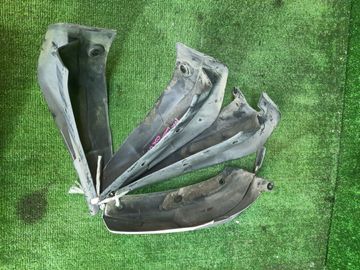 БРЫЗГОВИК НА TOYOTA HARRIER MCU10W