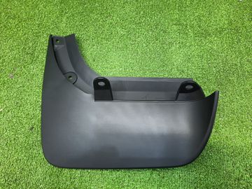 БРЫЗГОВИК НА TOYOTA LAND CRUISER VJA300W