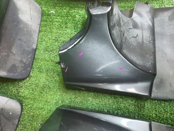 БРЫЗГОВИК НА TOYOTA LAND CRUISER PRADO VZJ120