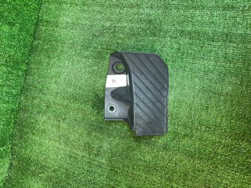 БРЫЗГОВИК НА HONDA VEZEL RV5