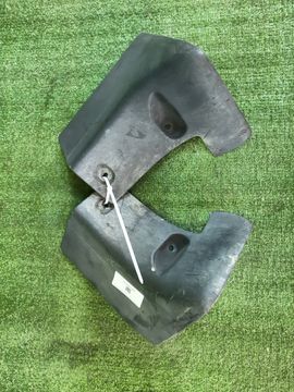 БРЫЗГОВИК НА TOYOTA MARK II GX100