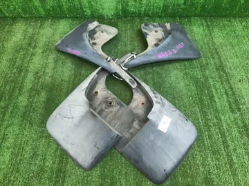 БРЫЗГОВИК НА ISUZU WIZARD UES73FW